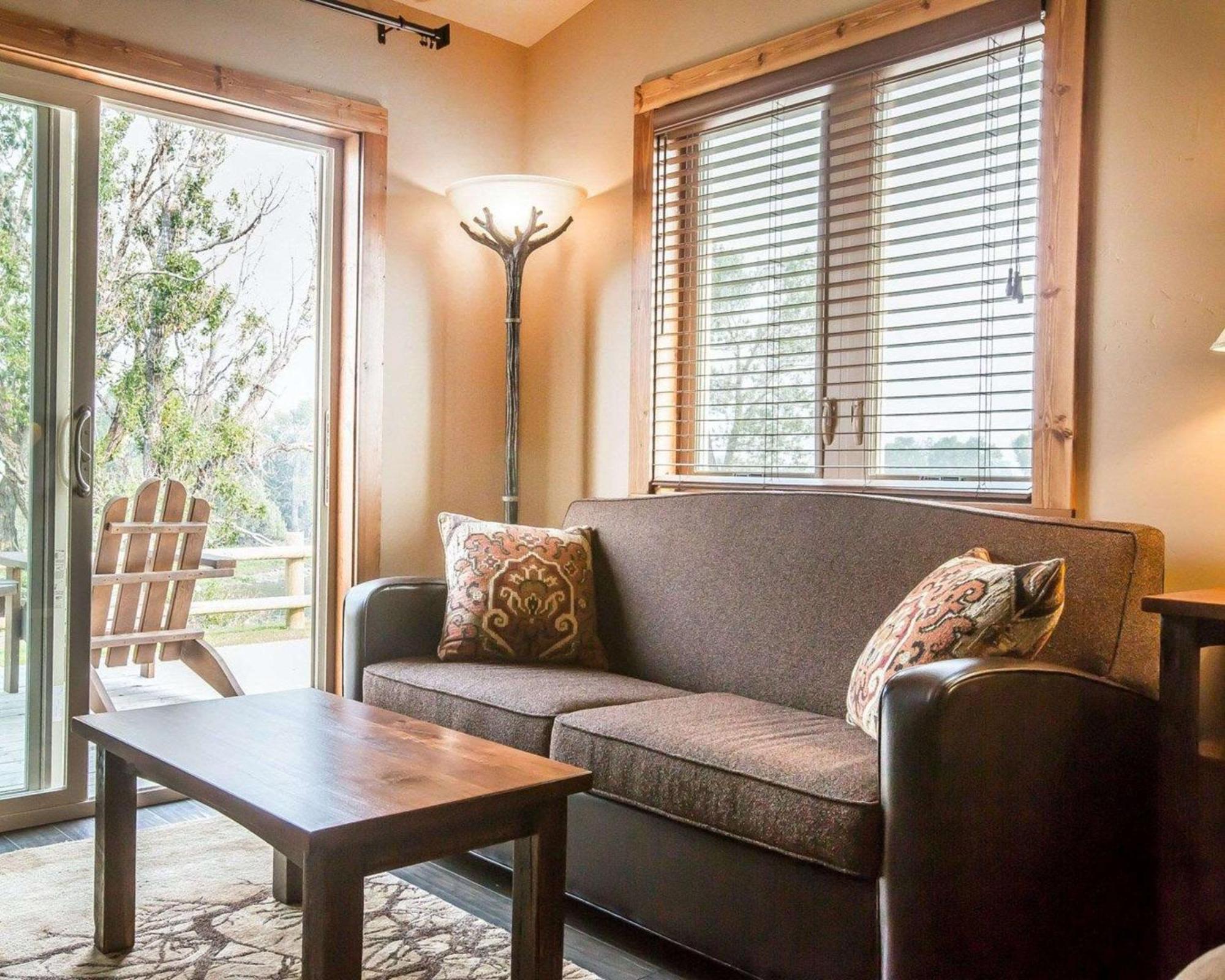 Yellowstone Valley Lodge, Ascend Hotel Collection Pray Bagian luar foto